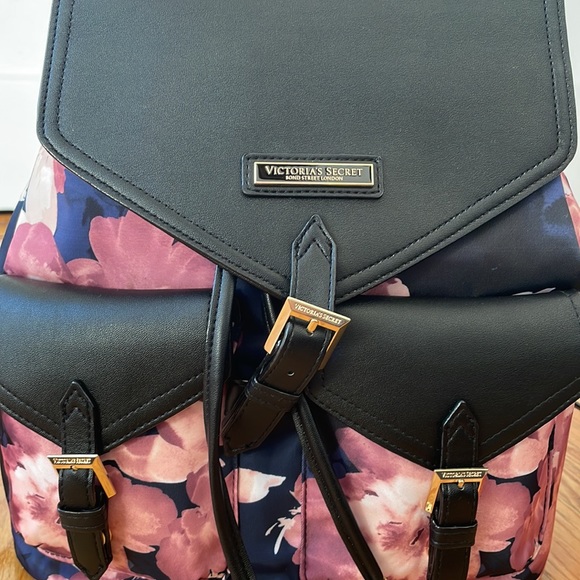 COPY - VICTORIA´S SECRET Limited Edition Getaway...